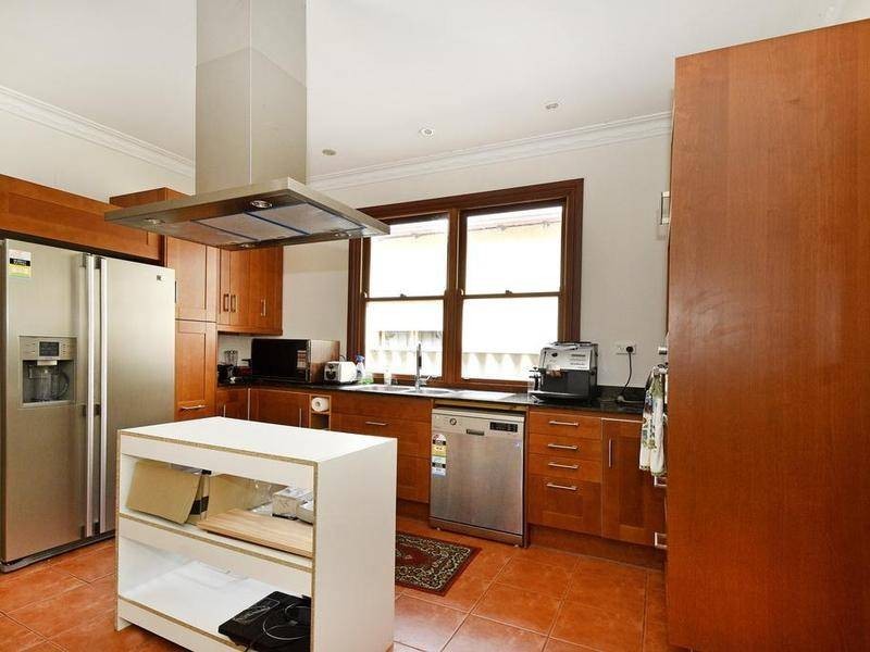 58 Ewart Street, Midvale WA 6056