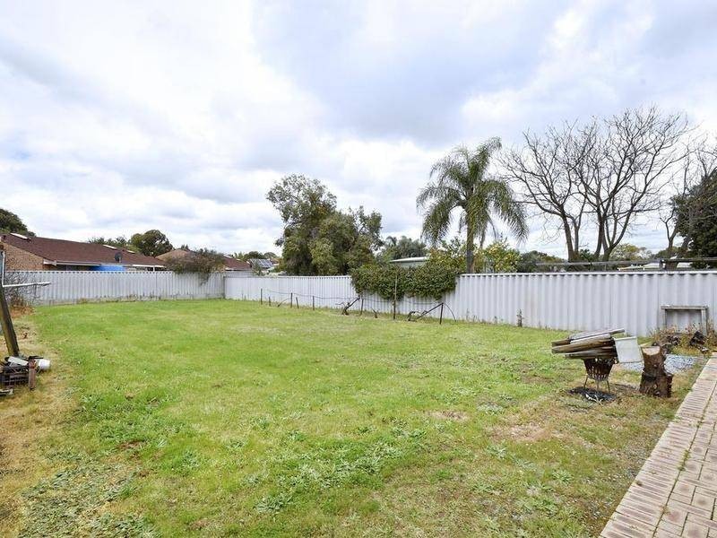 58 Ewart Street, Midvale WA 6056