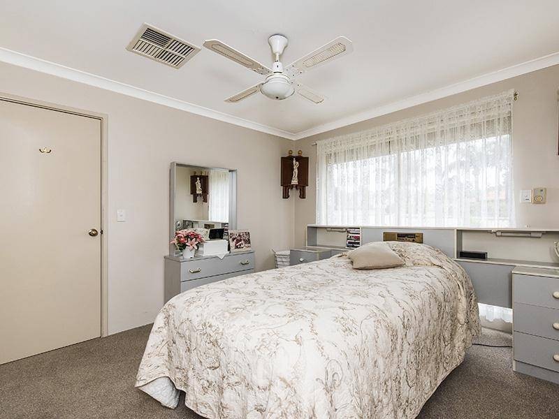 5 Eaglemont Drive, Swan View WA 6056