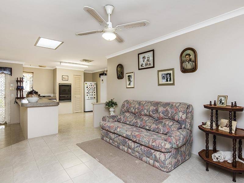 5 Eaglemont Drive, Swan View WA 6056