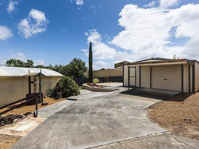 5 Eaglemont Drive, Swan View WA 6056