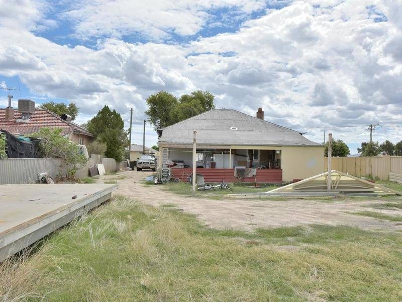 66 Ferguson Street, Midland WA 6056