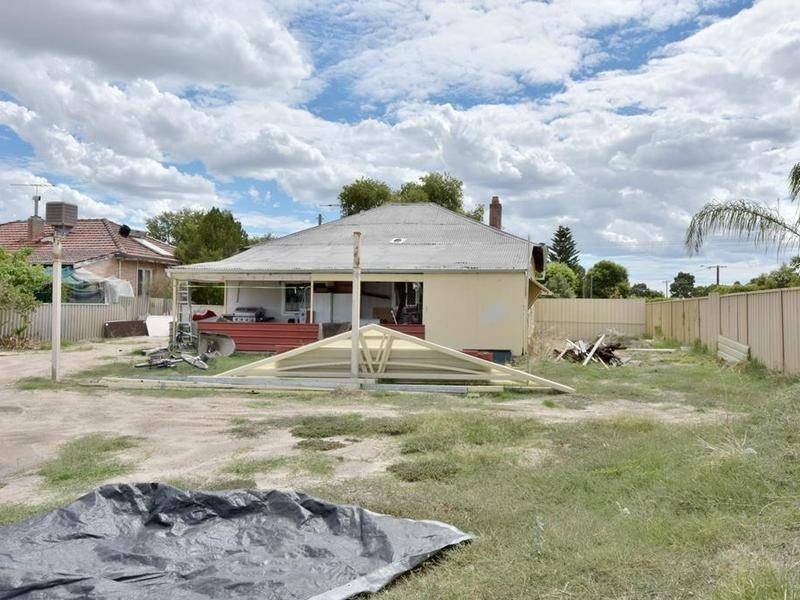 66 Ferguson Street, Midland WA 6056