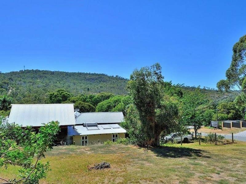 1 Brora Grove, Boya WA 6056