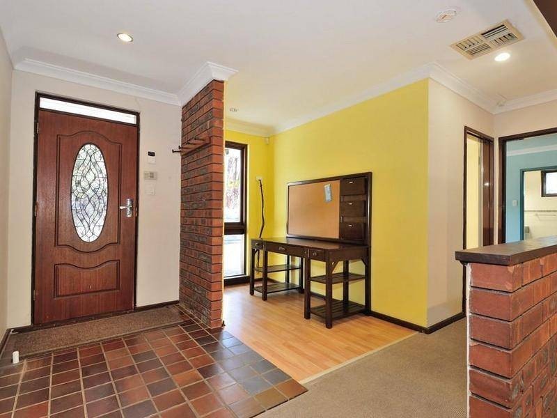 30 Stone Crescent, Darlington WA 6070