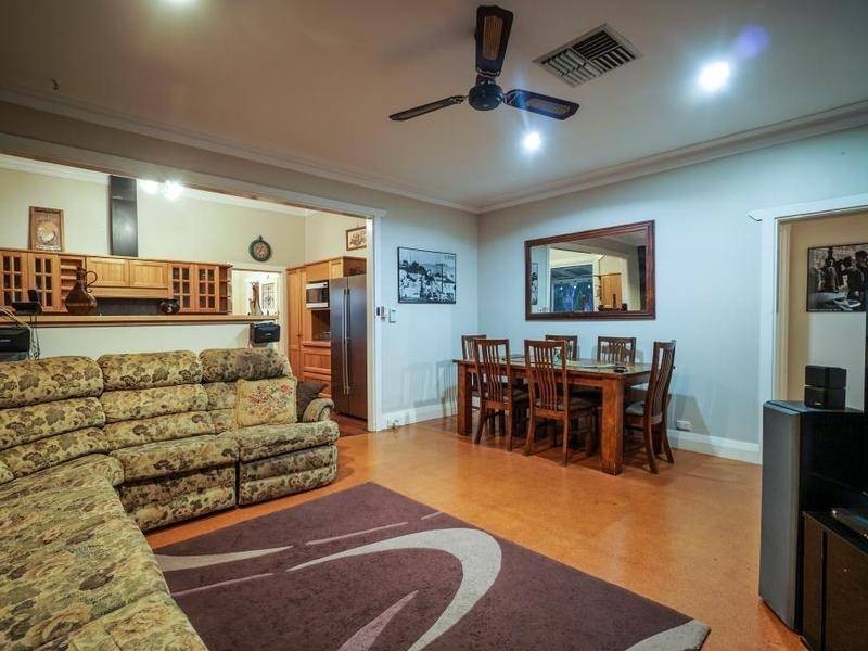 50 Kooringal Vale, Gidgegannup WA 6083