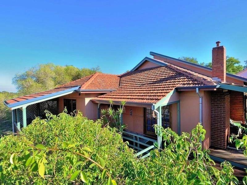 44 Stuart Street, Koongamia WA 6056