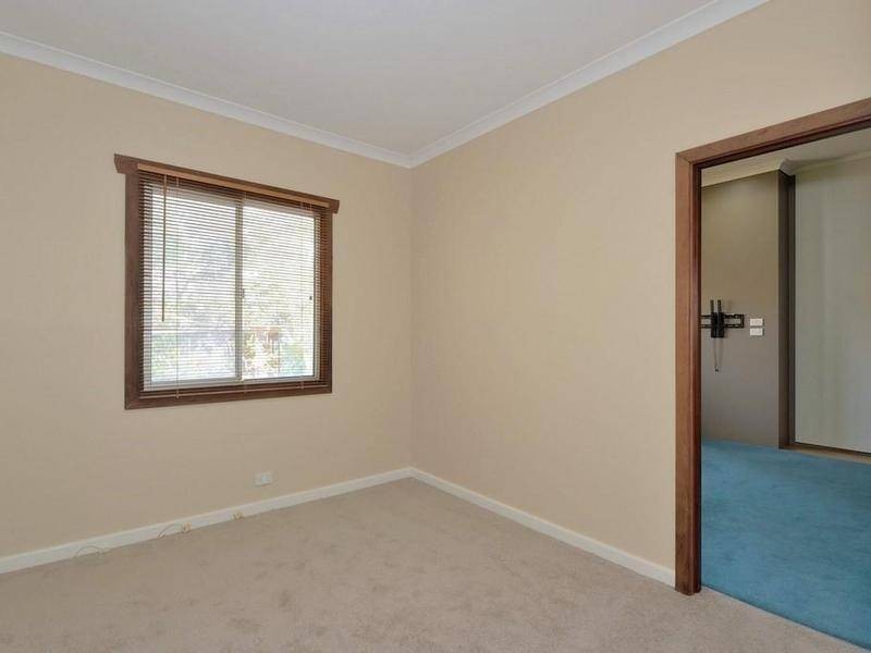 44 Stuart Street, Koongamia WA 6056