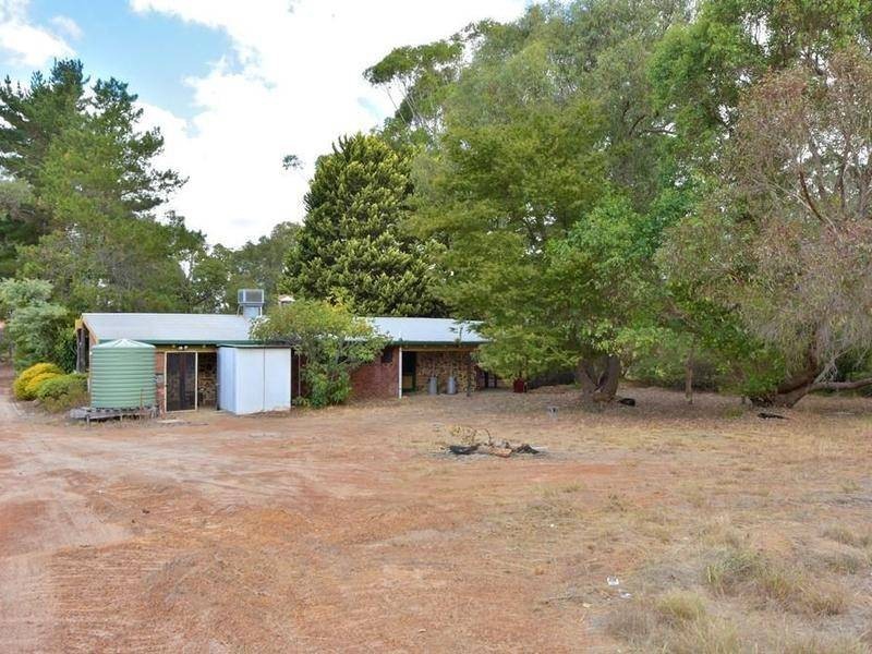 2107 Toodyay Road, Gidgegannup WA 6083