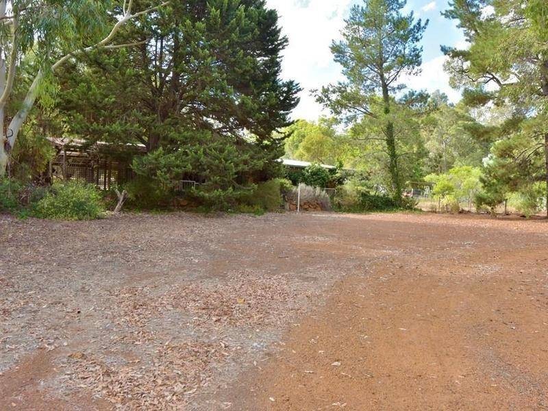 2107 Toodyay Road, Gidgegannup WA 6083