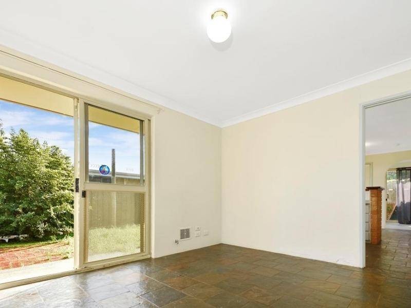 5 Mathoura Street, Midland WA 6056