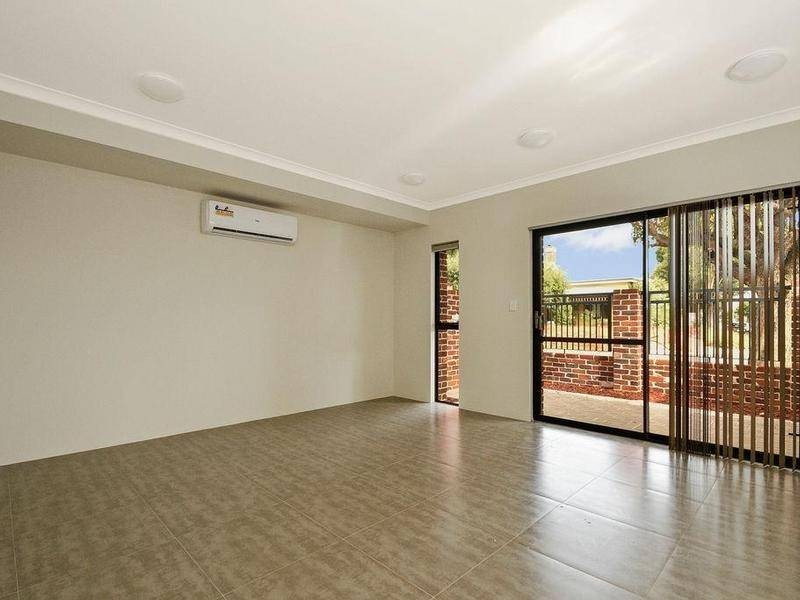 1/8 William Street, Midland WA 6056