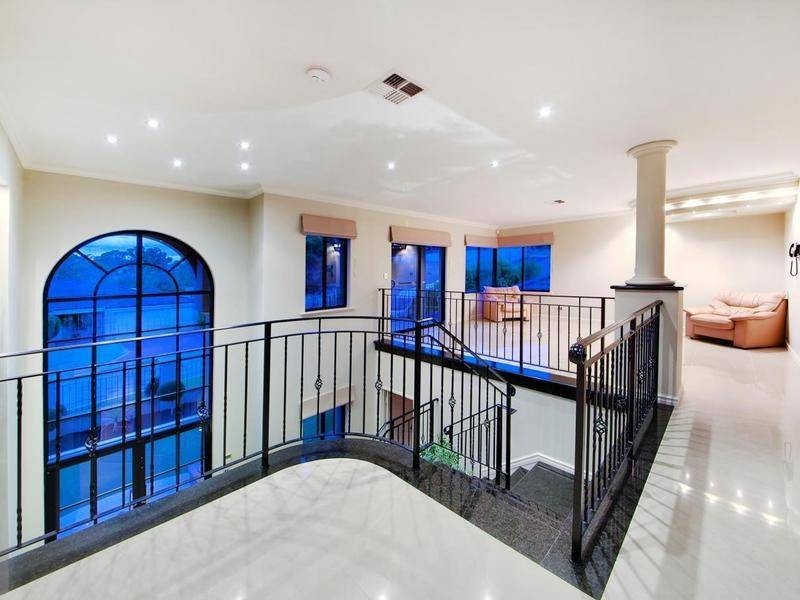 6 Adler Heights, Swan View WA 6056