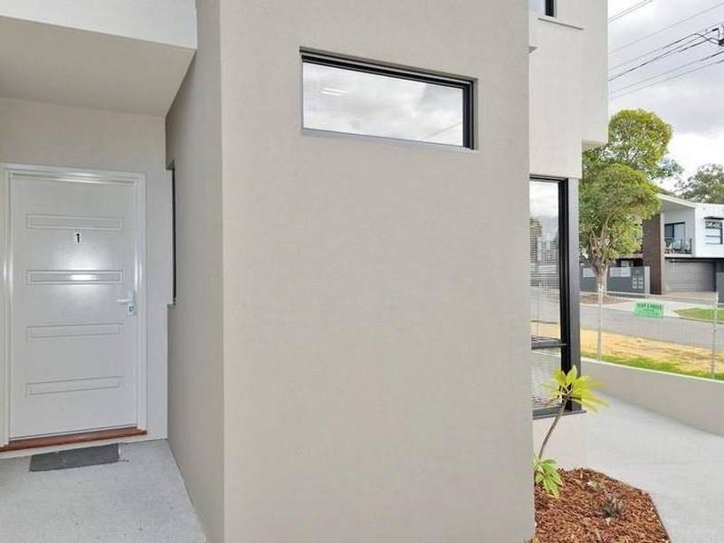 1/16 Dudley Street, Midland WA 6056