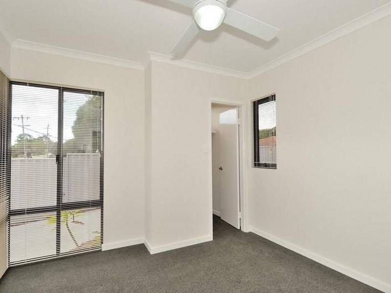 1/16 Dudley Street, Midland WA 6056