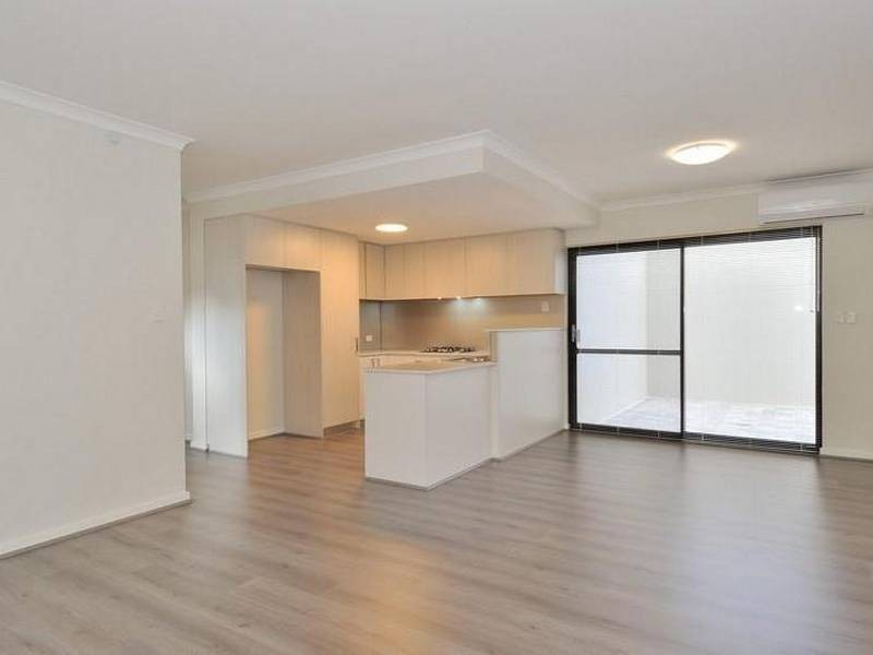 1/16 Dudley Street, Midland WA 6056