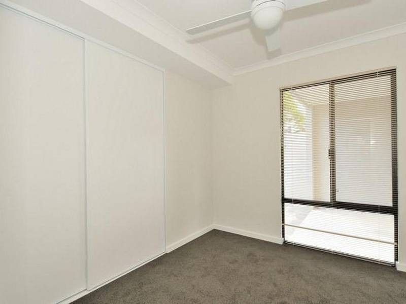 1/16 Dudley Street, Midland WA 6056