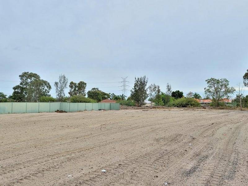 11 Balfour Road, Swan View WA 6056