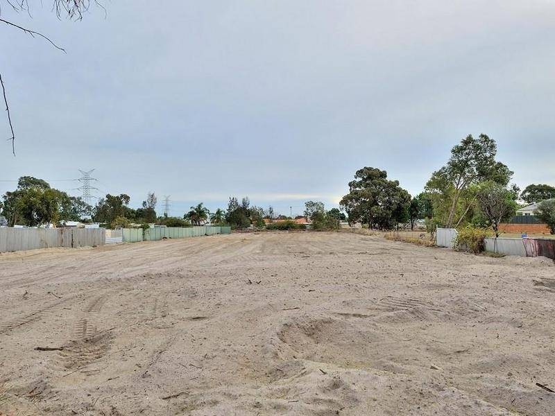 11 Balfour Road, Swan View WA 6056