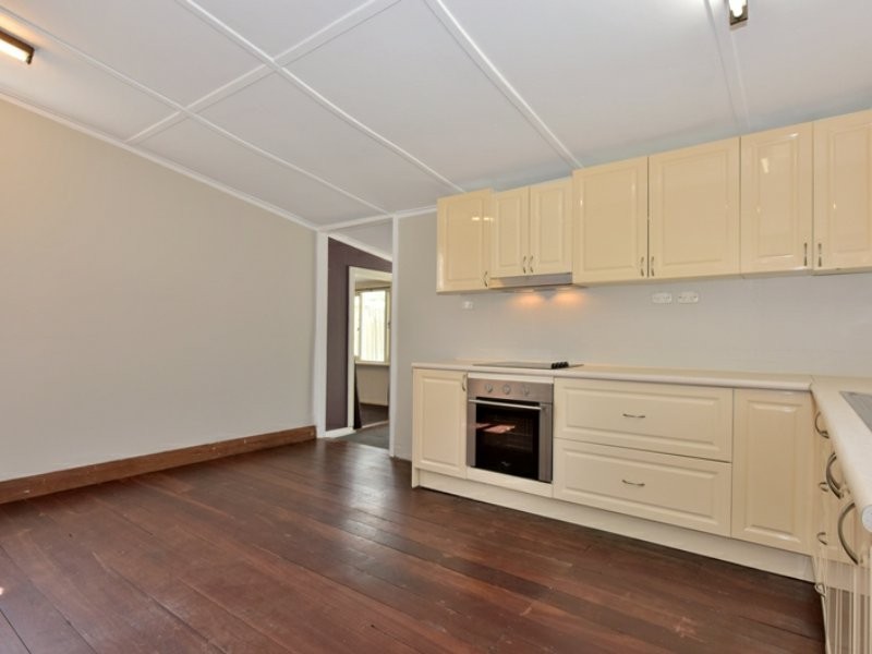 10A Ewart Street, Midvale WA 6056