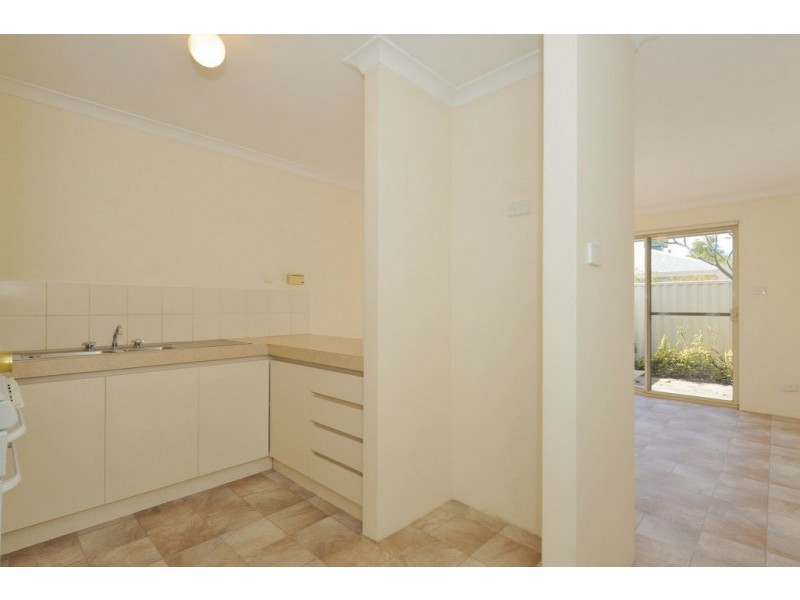 Unit 3/51 Burton Retreat, Stratton WA 6056
