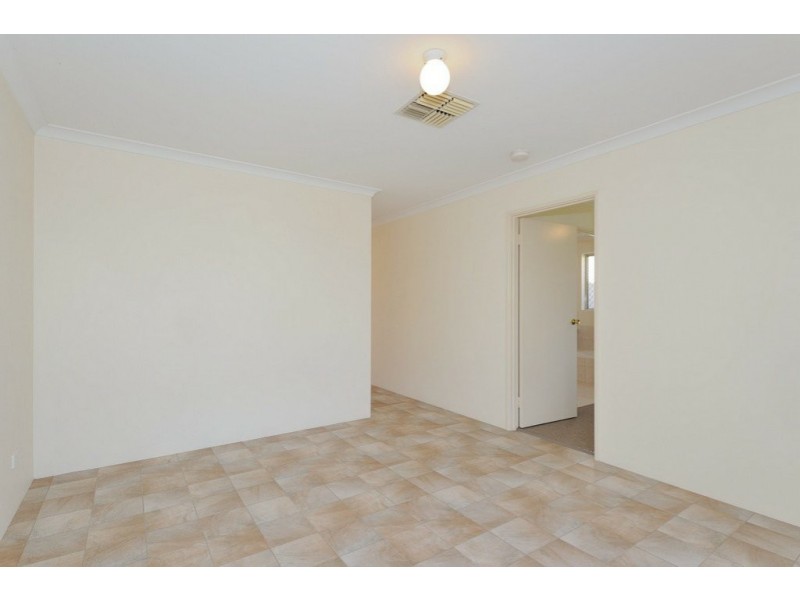 Unit 3/51 Burton Retreat, Stratton WA 6056