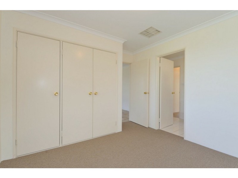 Unit 3/51 Burton Retreat, Stratton WA 6056