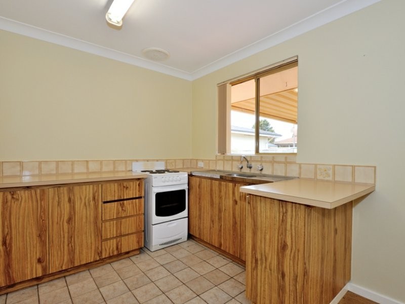 99 Edney Road, High Wycombe WA 6057