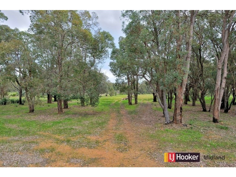 10263 Stoneville Road, Gidgegannup WA 6083