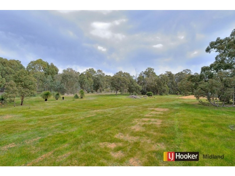 10263 Stoneville Road, Gidgegannup WA 6083