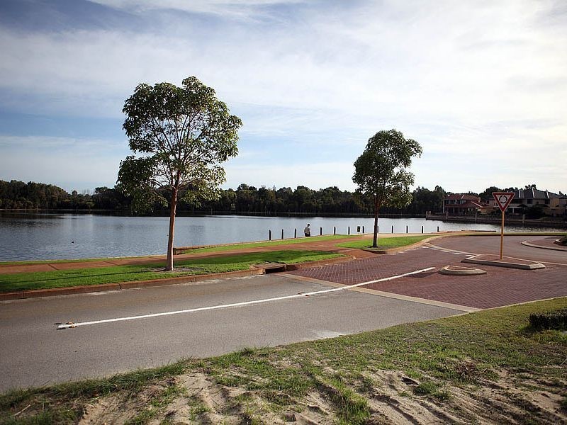 3 Kittyhawk View, Maylands WA 6051