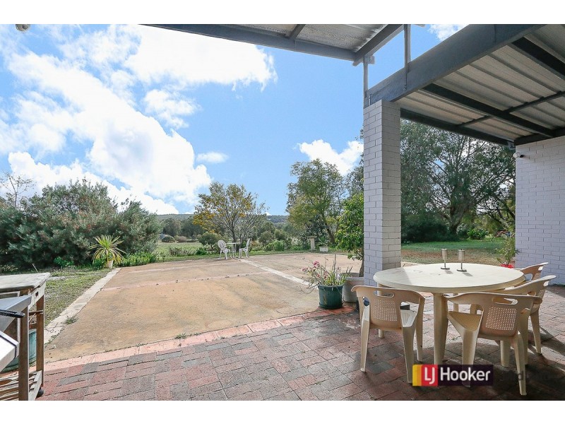 1120 Berry Road, Gidgegannup WA 6083