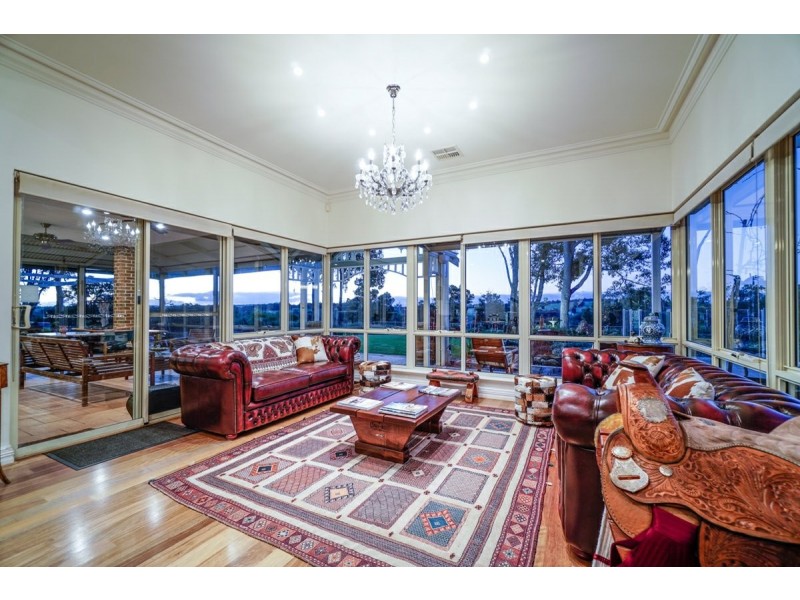 421 Berry Road, Gidgegannup WA 6083