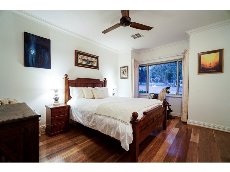 421 Berry Road, Gidgegannup WA 6083