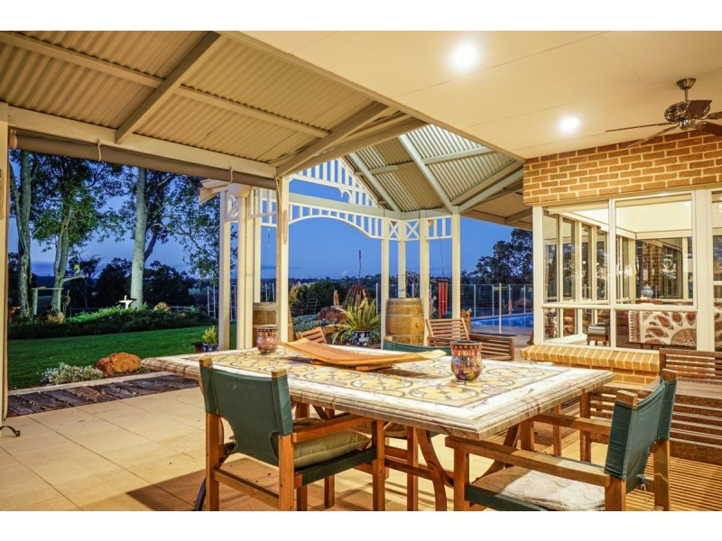 421 Berry Road, Gidgegannup WA 6083