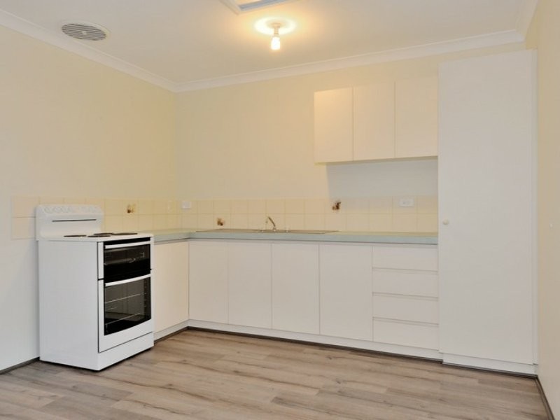 9/2 Frederic Street, Midland WA 6056