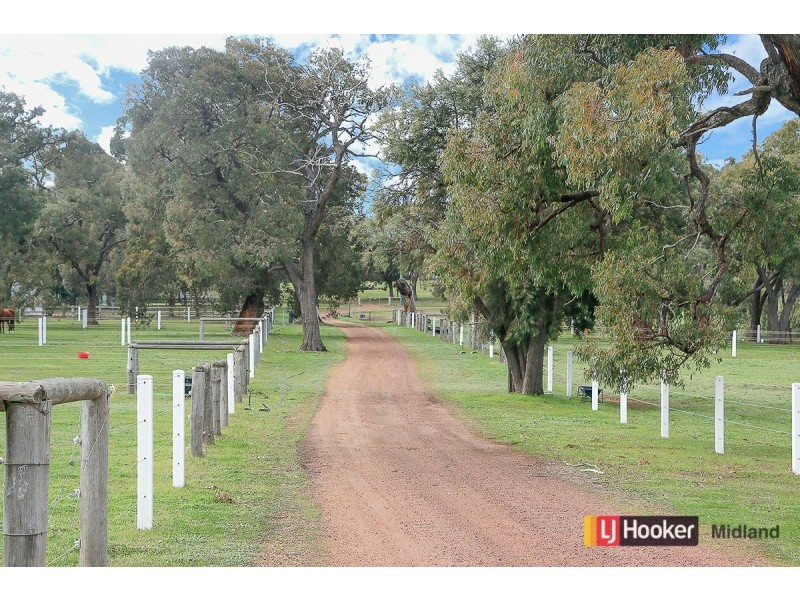 159 Clenton Road, Gidgegannup WA 6083