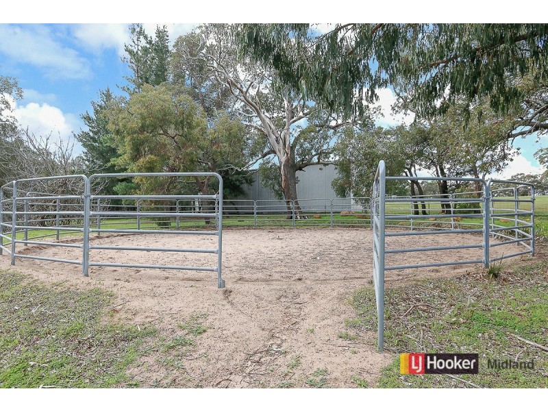 159 Clenton Road, Gidgegannup WA 6083
