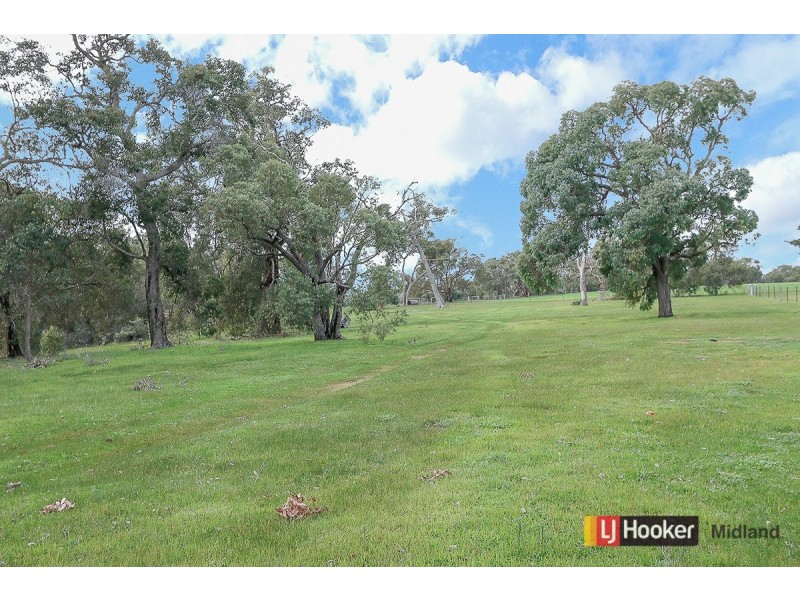 159 Clenton Road, Gidgegannup WA 6083