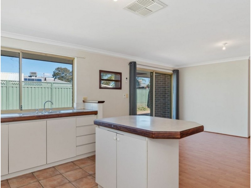 6 Pursuit Close, Middle Swan WA 6056