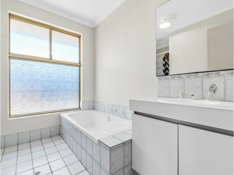 6 Pursuit Close, Middle Swan WA 6056