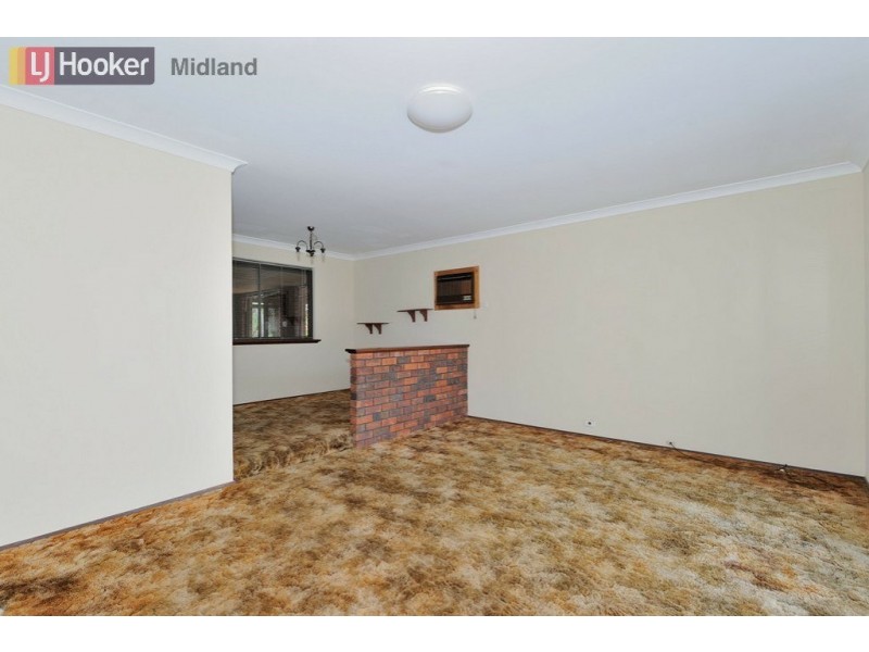 80 Markham Way, Swan View WA 6056
