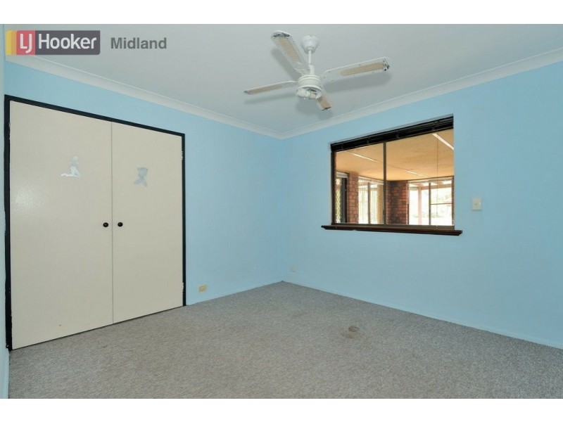 80 Markham Way, Swan View WA 6056