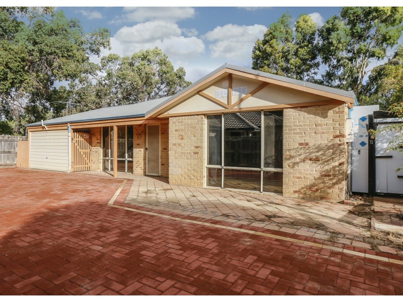 16 Altai Dale, Stratton WA 6056