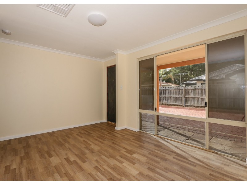 16 Altai Dale, Stratton WA 6056