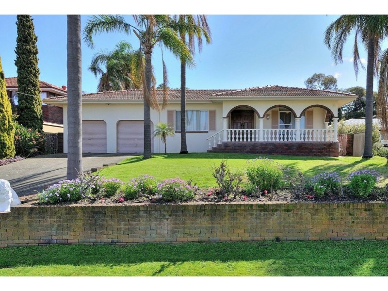 9 Kingsfield Avenue, Swan View WA 6056
