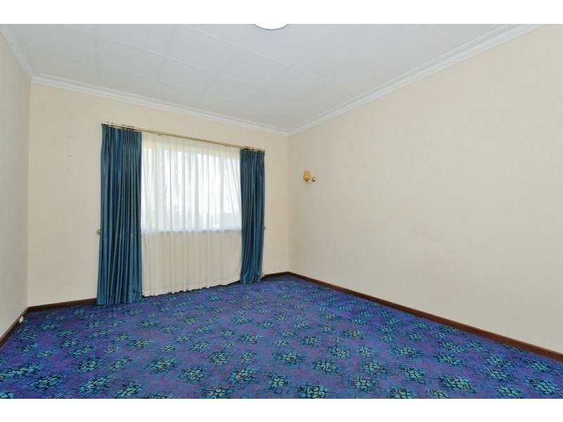 9 Kingsfield Avenue, Swan View WA 6056