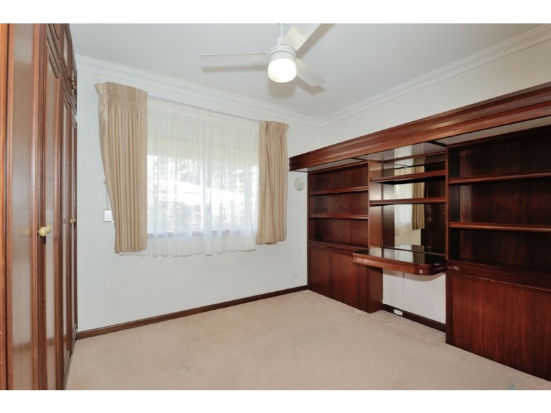 9 Kingsfield Avenue, Swan View WA 6056