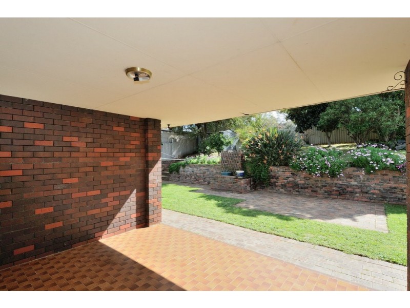 9 Kingsfield Avenue, Swan View WA 6056