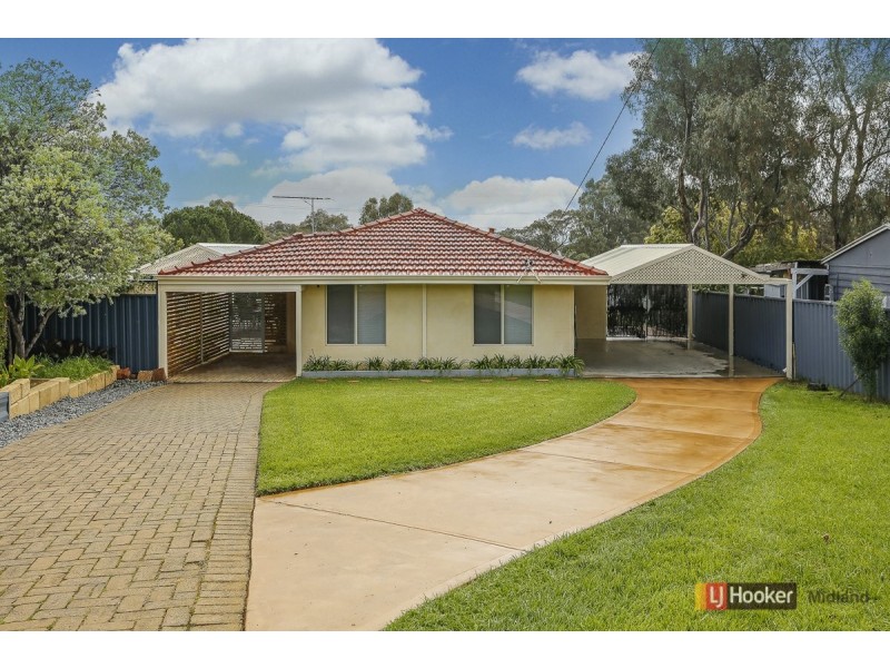 24 Harcourt Place, Bellevue WA 6056